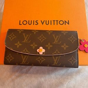 New/NBW: LV Louis Vuitton Emilie Bloom Wallet Limited Edition